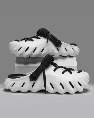 ZENO LACED CLOGS