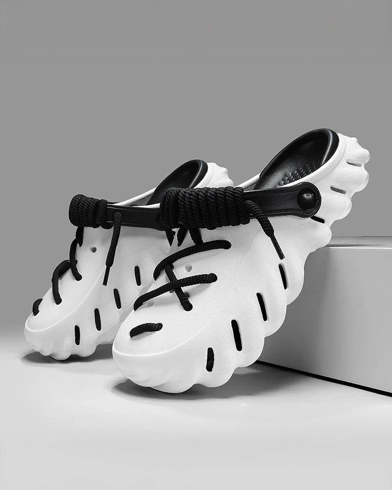 ZENO LACED CLOGS