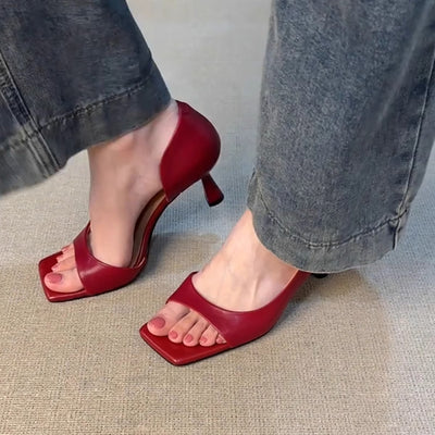 Valeria Leather Mid-Heel Pumps