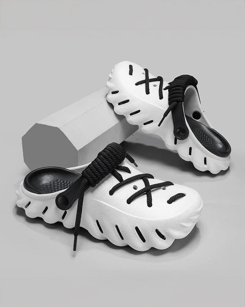 ZENO LACED CLOGS