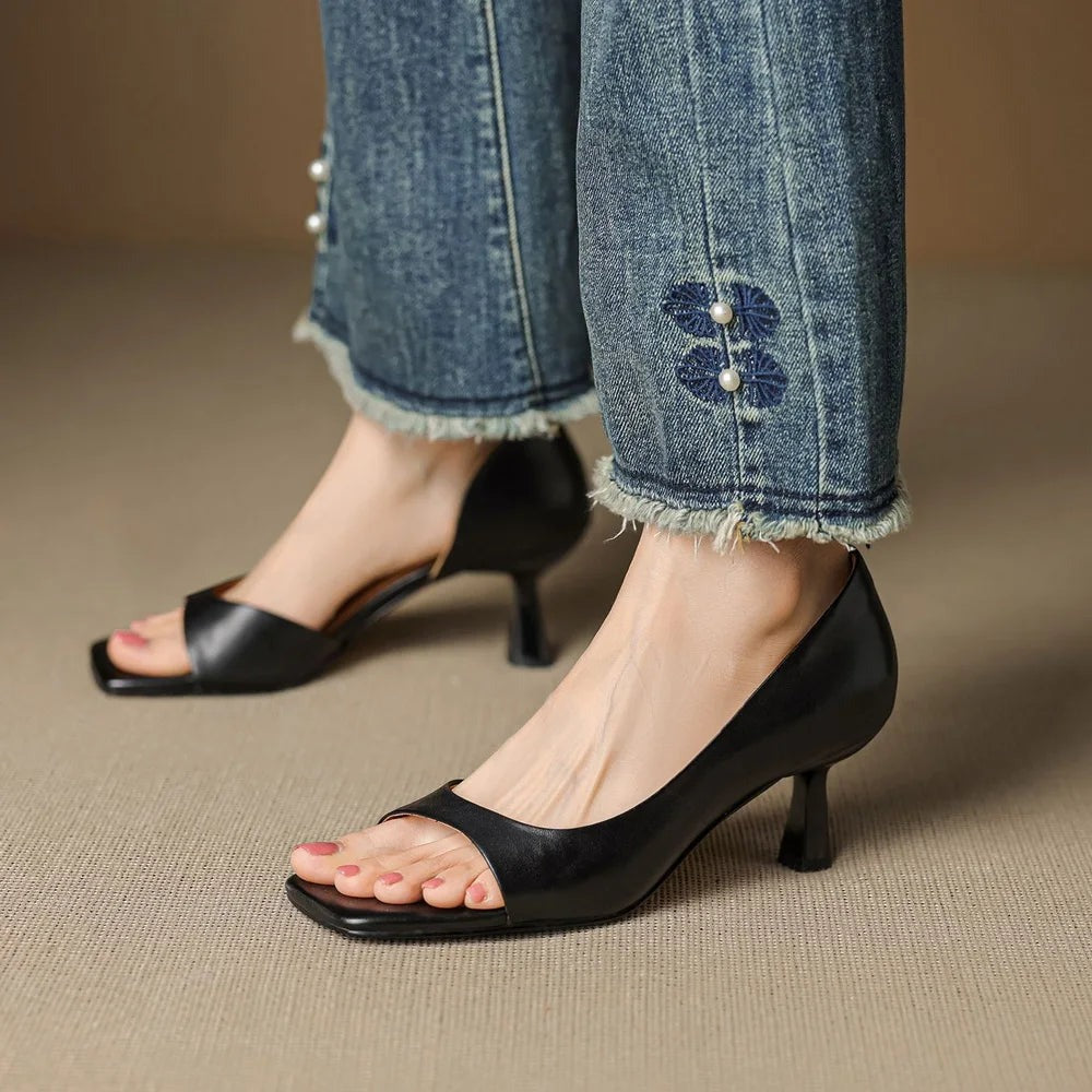 Valeria Leather Mid-Heel Pumps