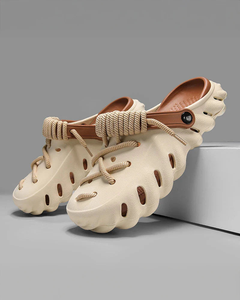 ZENO LACED CLOGS