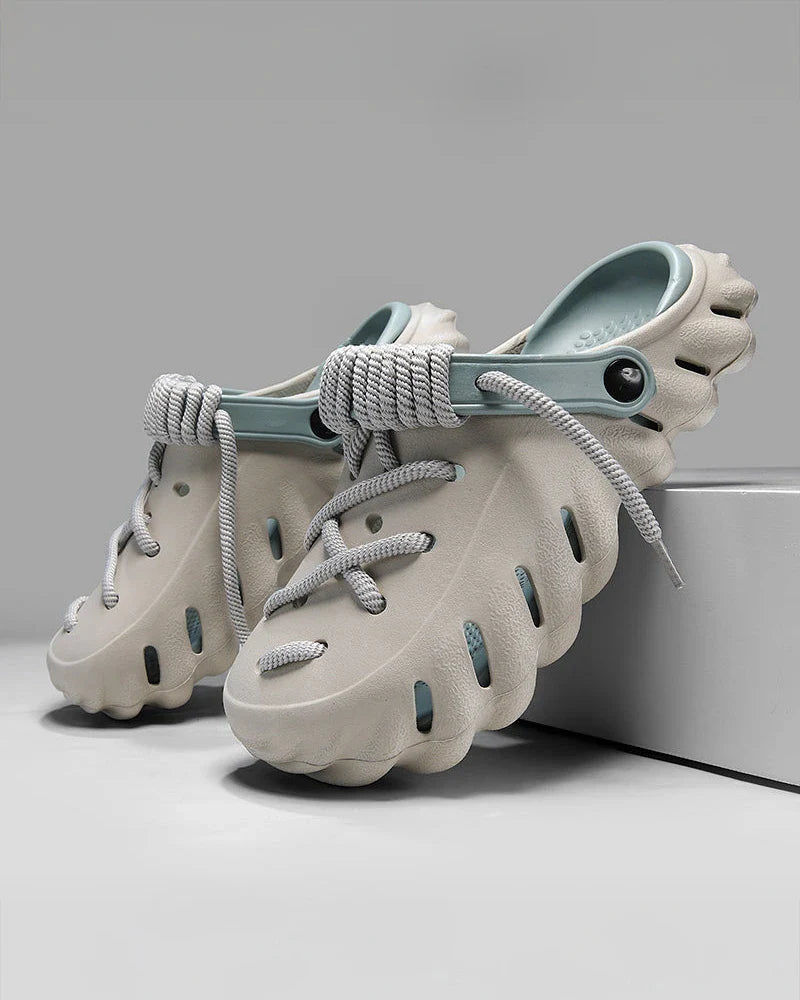ZENO LACED CLOGS